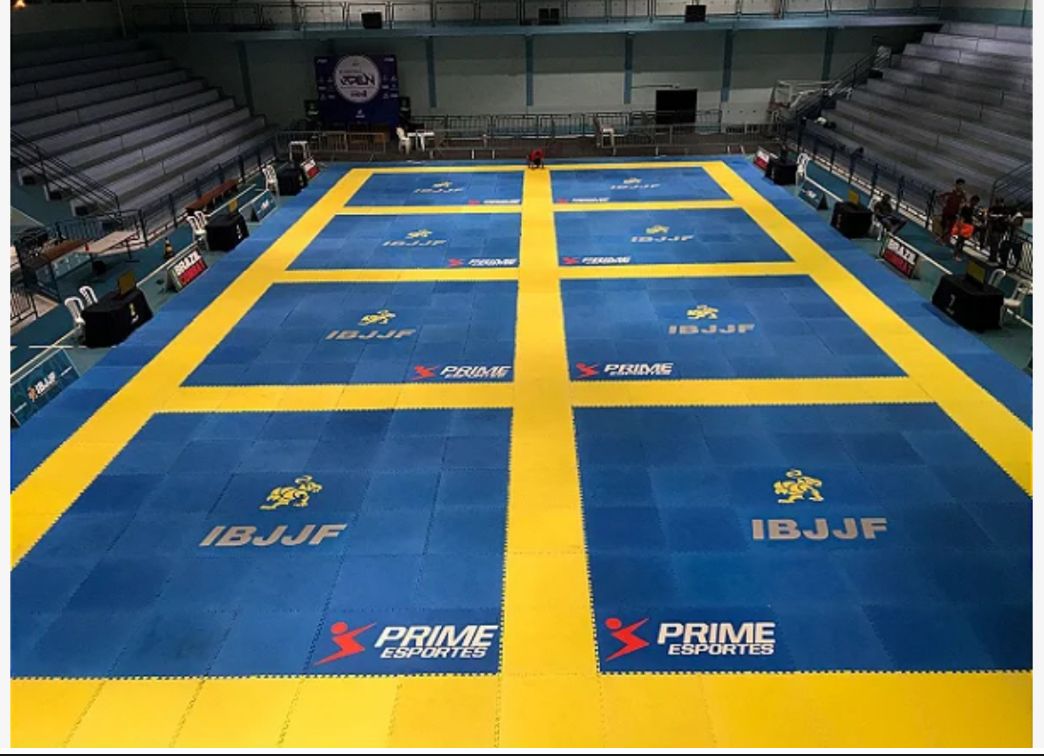 TATAMI ENCASTRABLE de 1m x 1m x 40mm